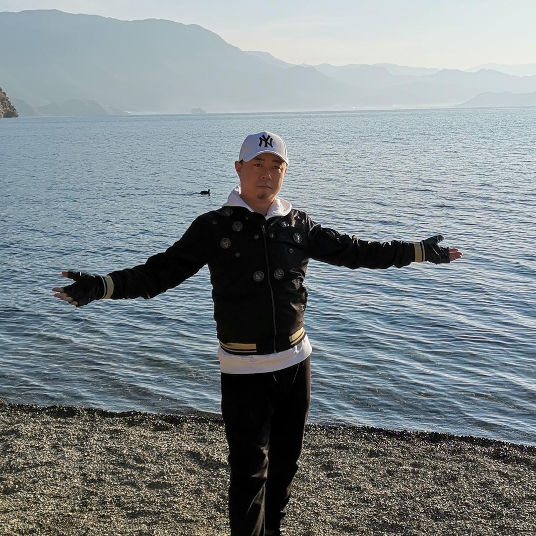 哈尔滨赵岩短发