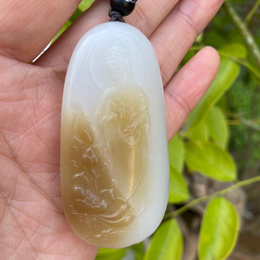 玉中玉和田玉