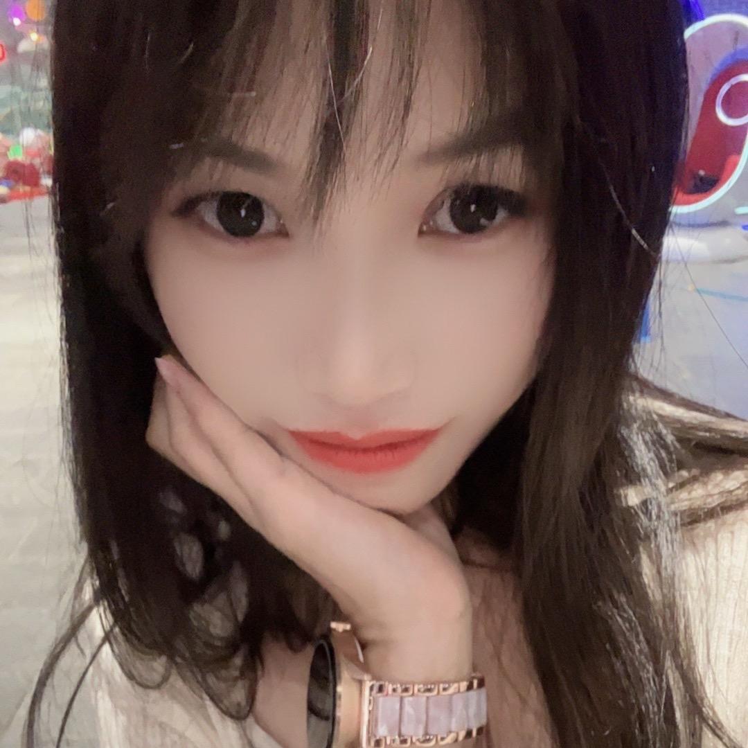天真无邪  👉小黄妹
