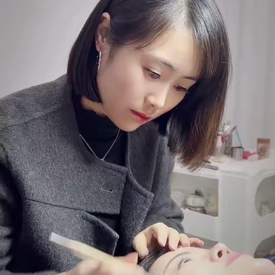 美业人-伊伊