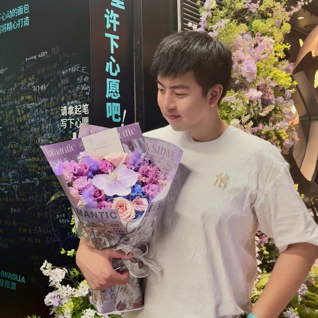 春天花会开呀