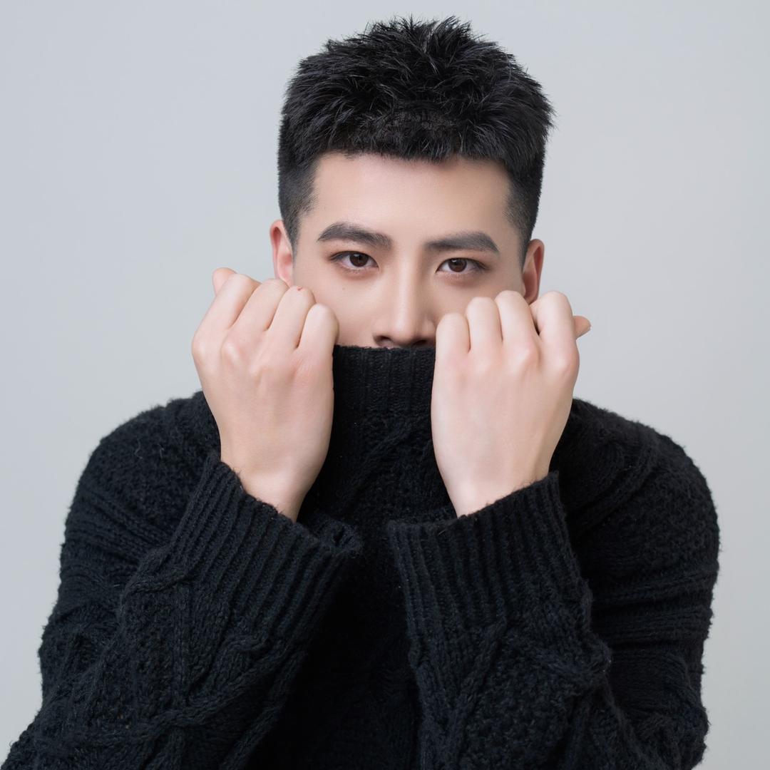 龙龙ya.