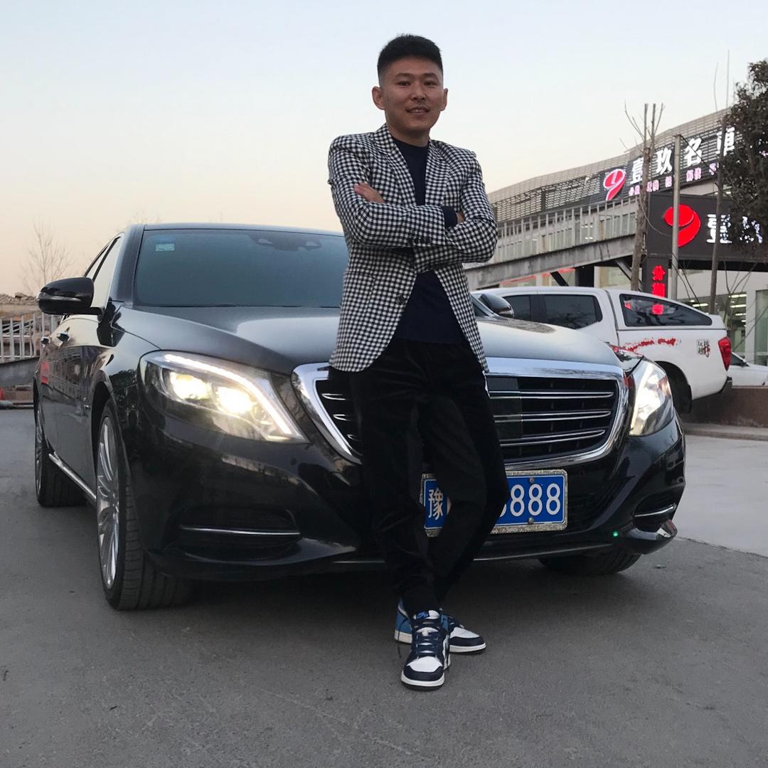 东曼看车