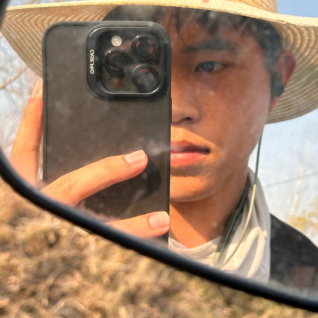 新农人小余（十万亩无人机飞防）