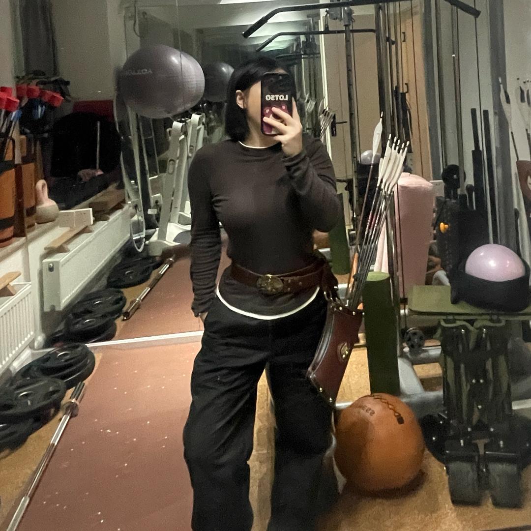 启女士