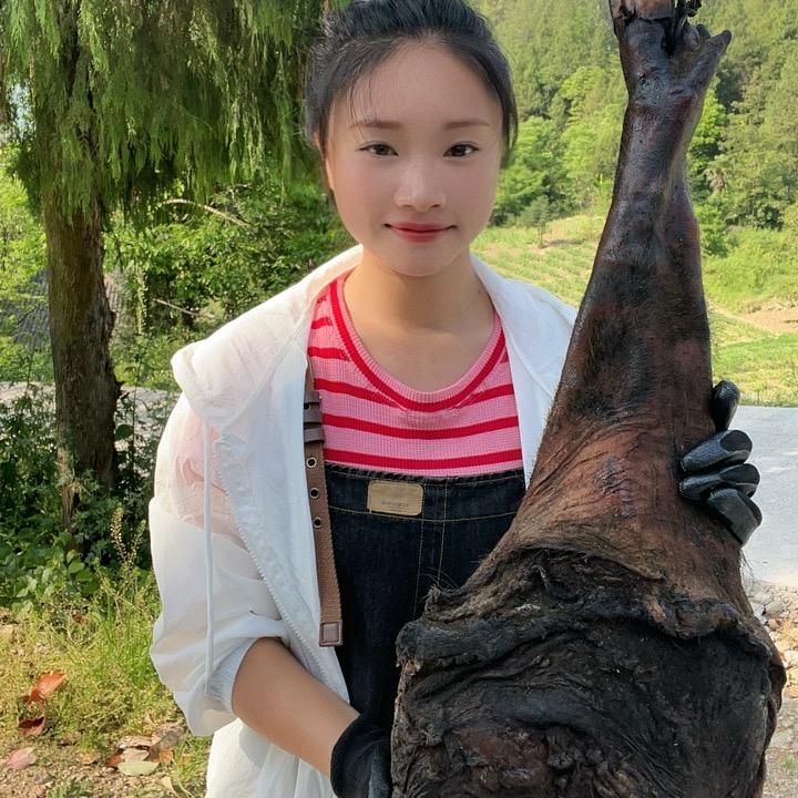 重庆李菇凉腊肉