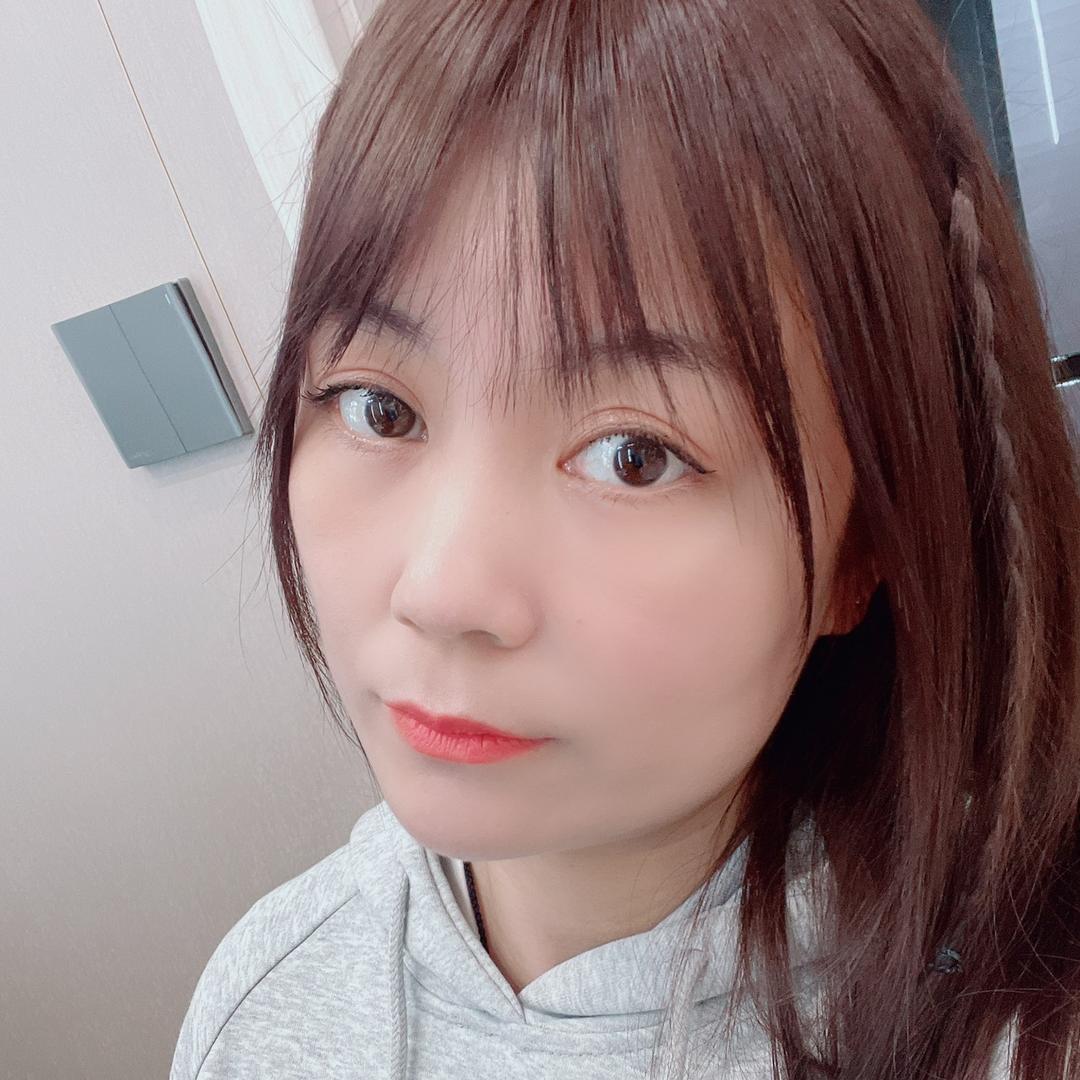 芒果宝宝【售楼部小姐姐】