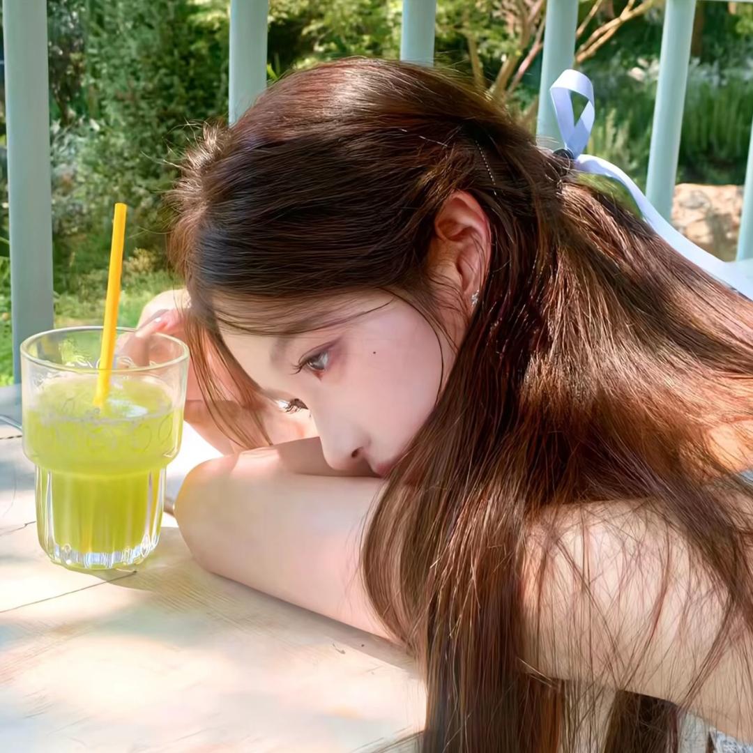 乙乙 Yiyi🌷