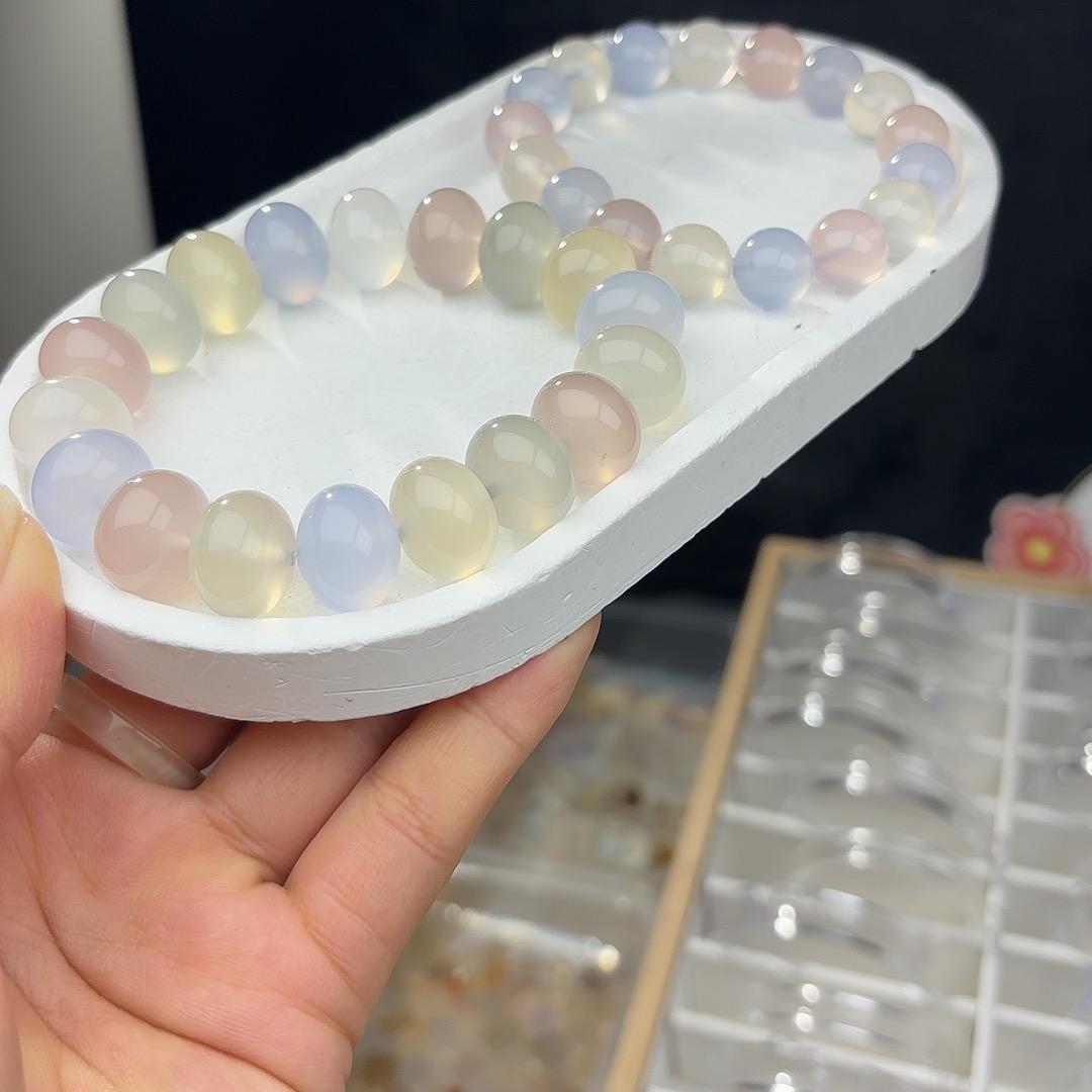 阳阳玛瑙玉髓