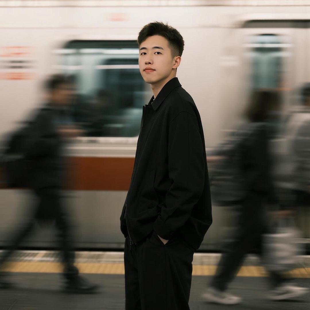 王先生🥷