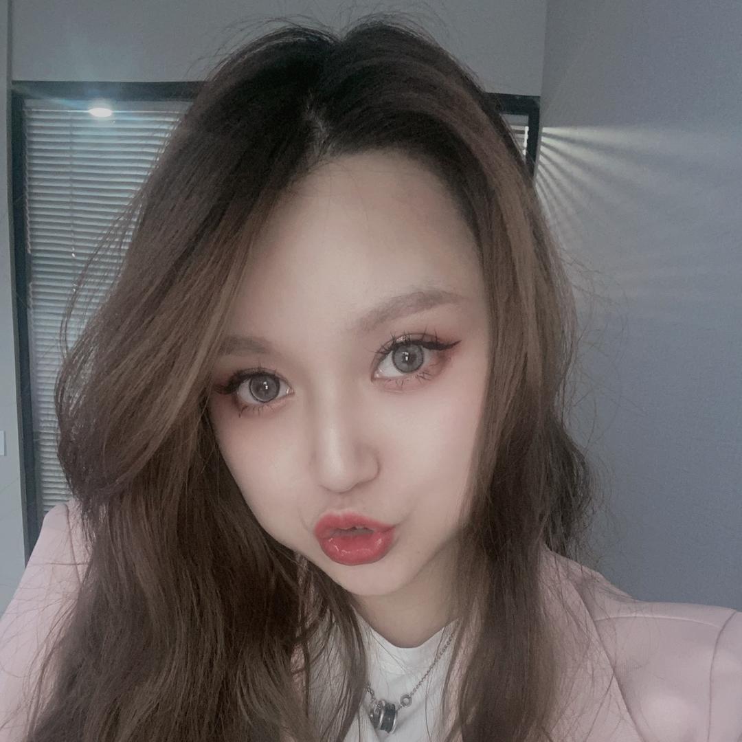 贾小花🌸🌸🌸