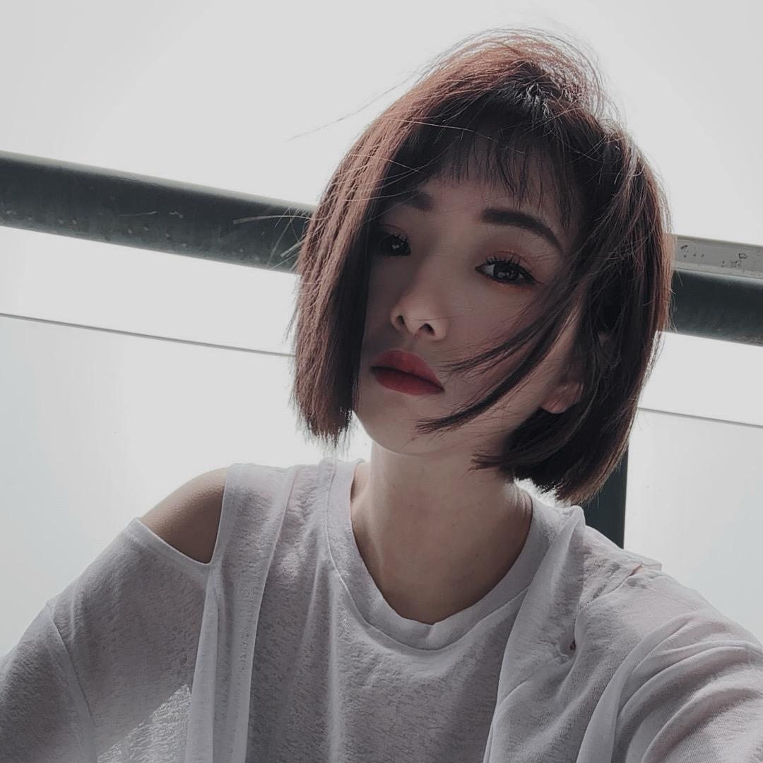 嗯呢，我叫李小欣。😑
