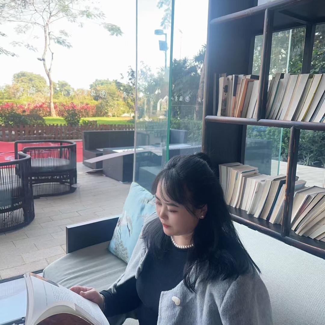 轻奢世家美学中心杨秋香