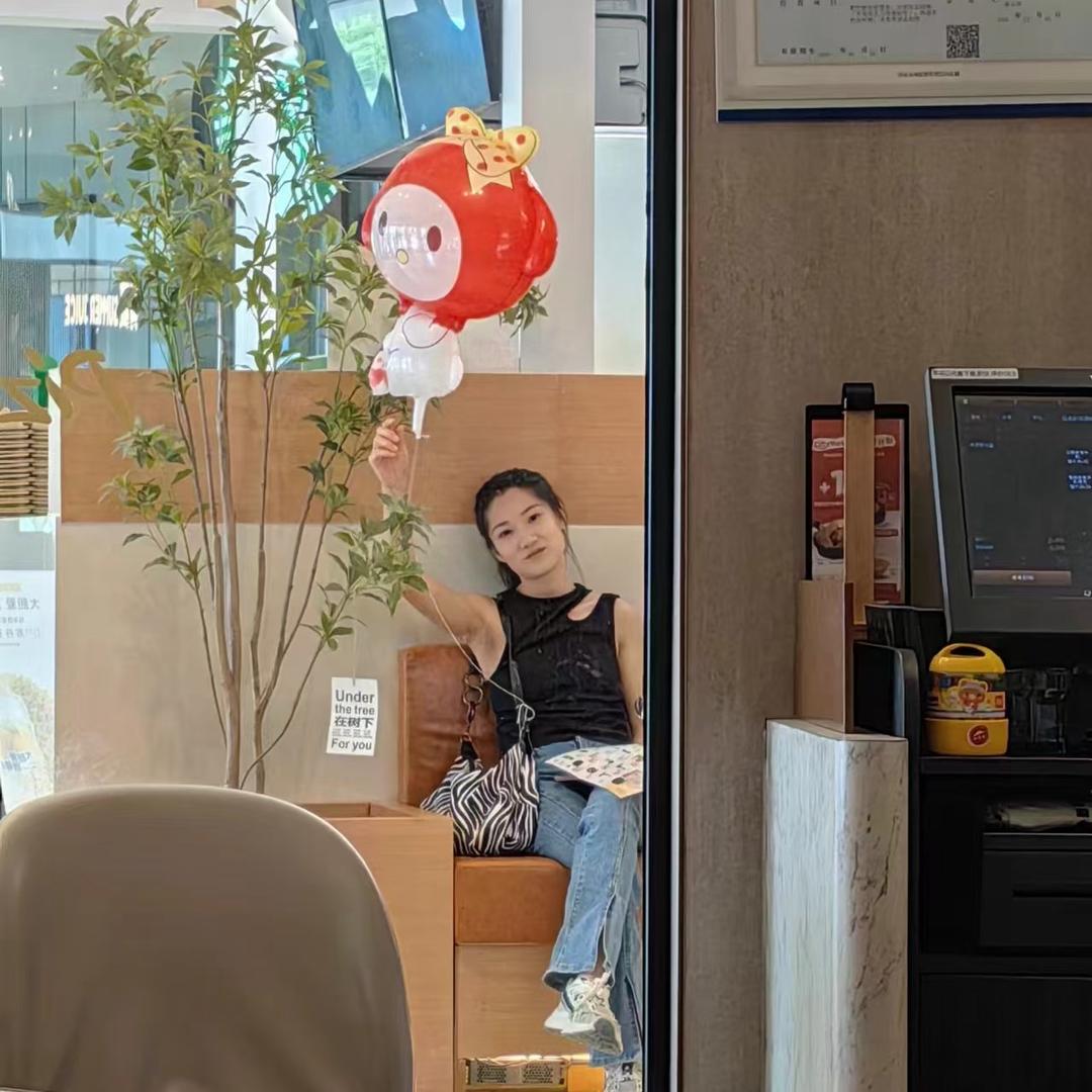 啾啾（二胎孕晚期）