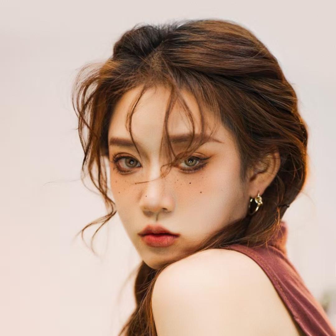 隔壁美妆阿琳的铺子