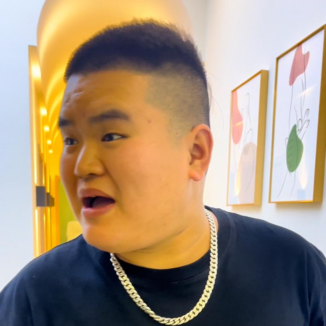 张张and洋洋（曲靖婚车红旗H9）