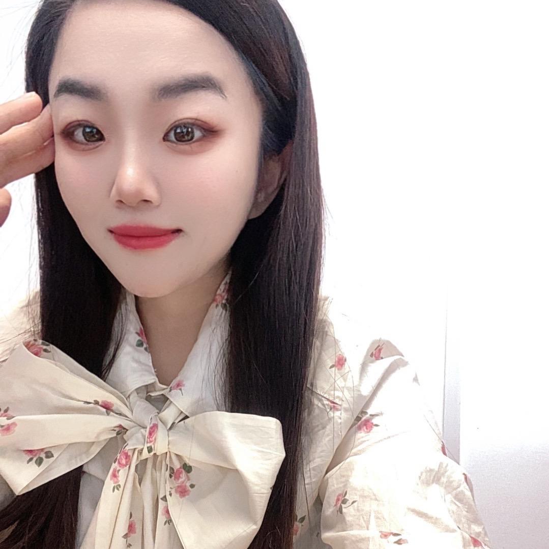 他们都叫我小🌺老师