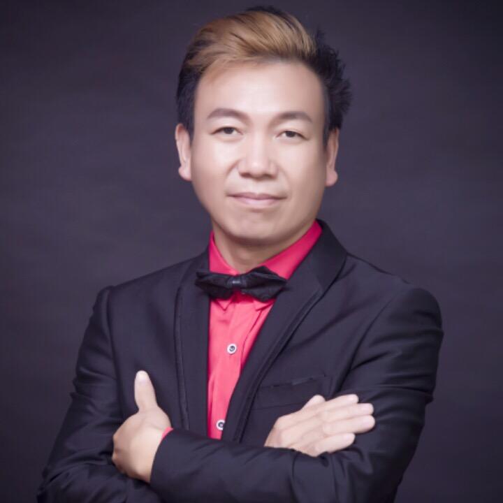 司仪开心