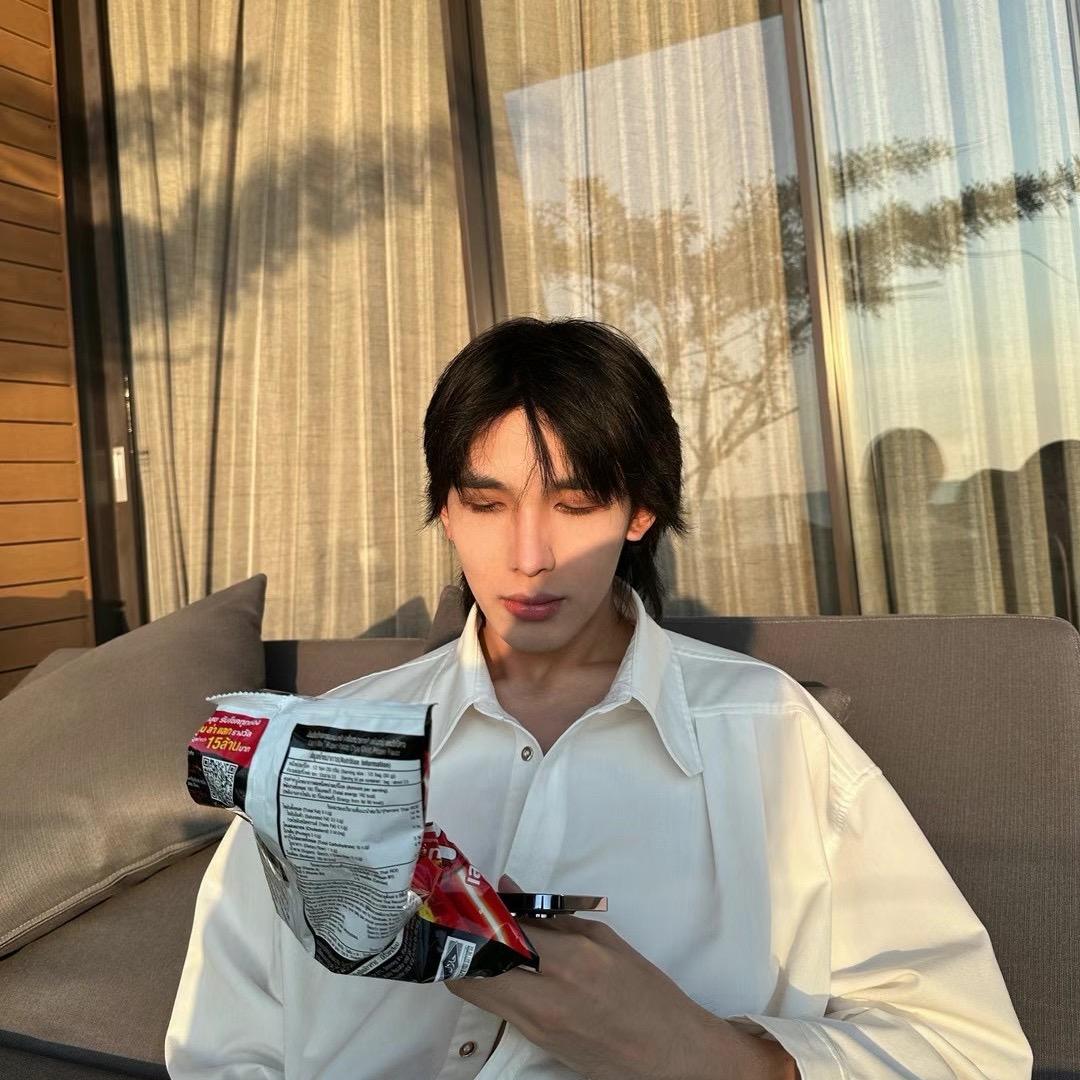 悲伤玉米排骨汤（见到权志龙摸到太阳版）