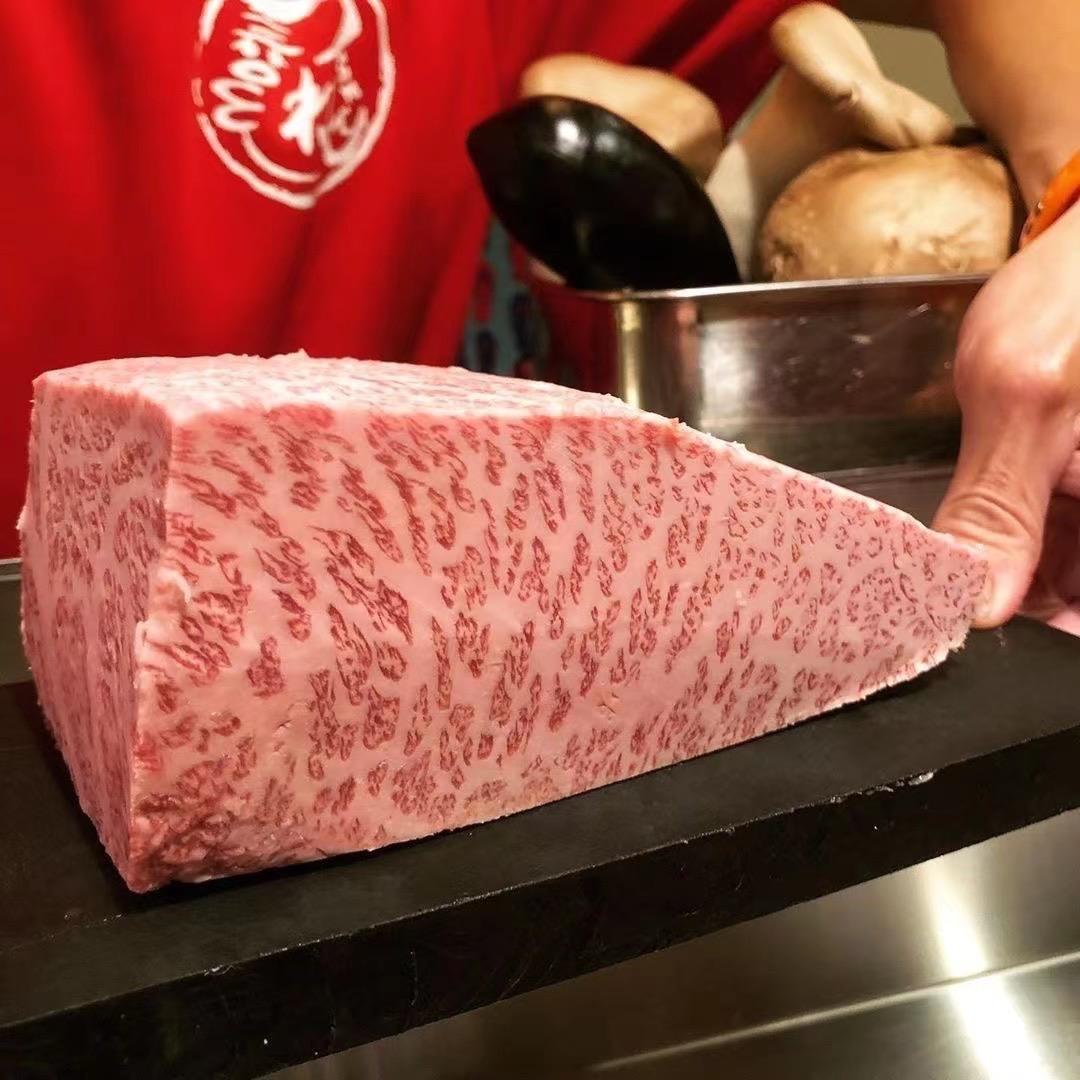 牛万年和牛