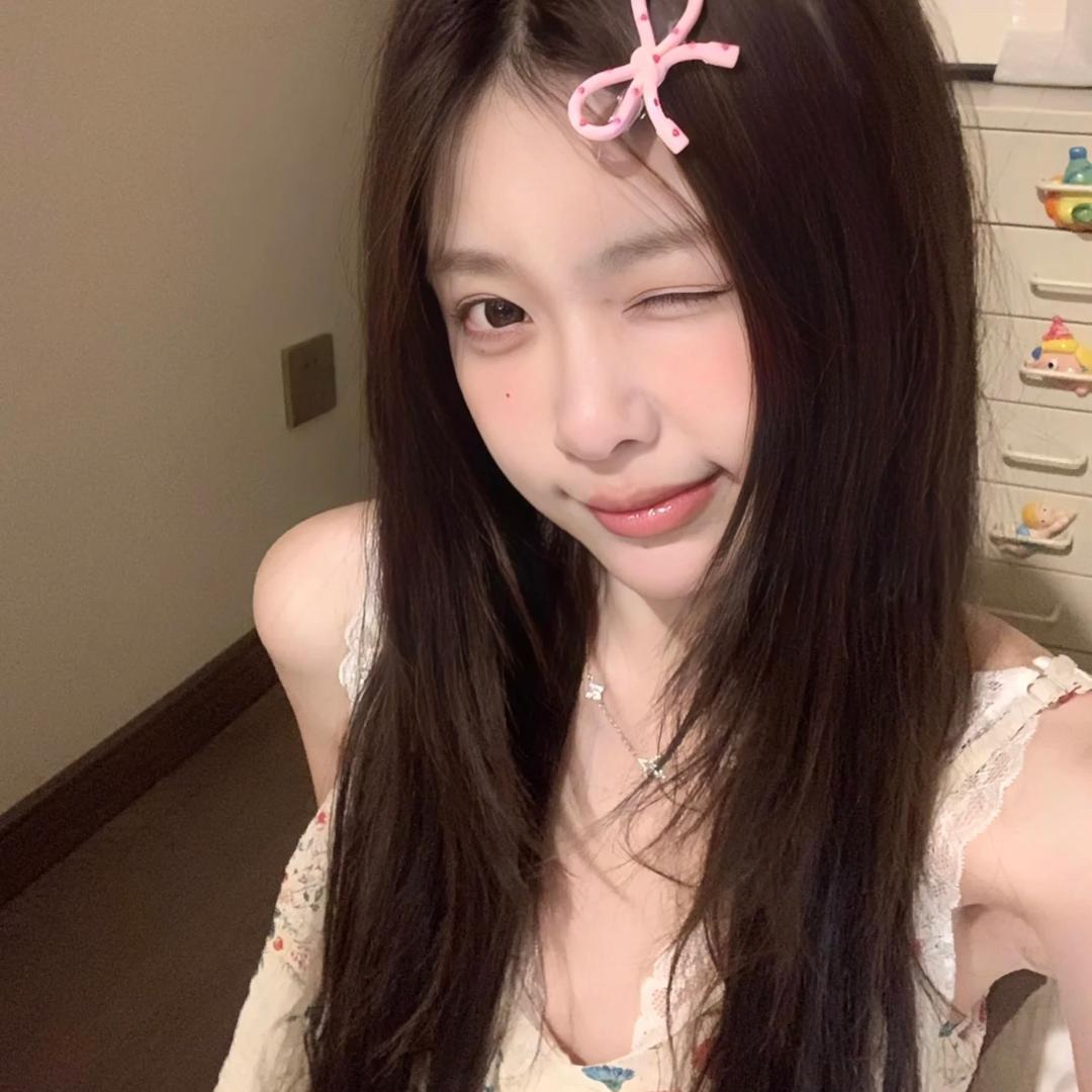 夹心饼干♡̶