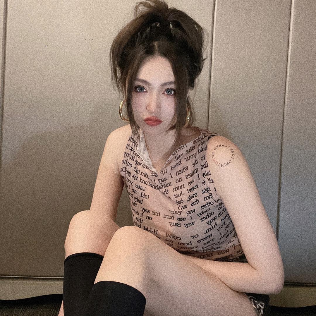 Liz哥