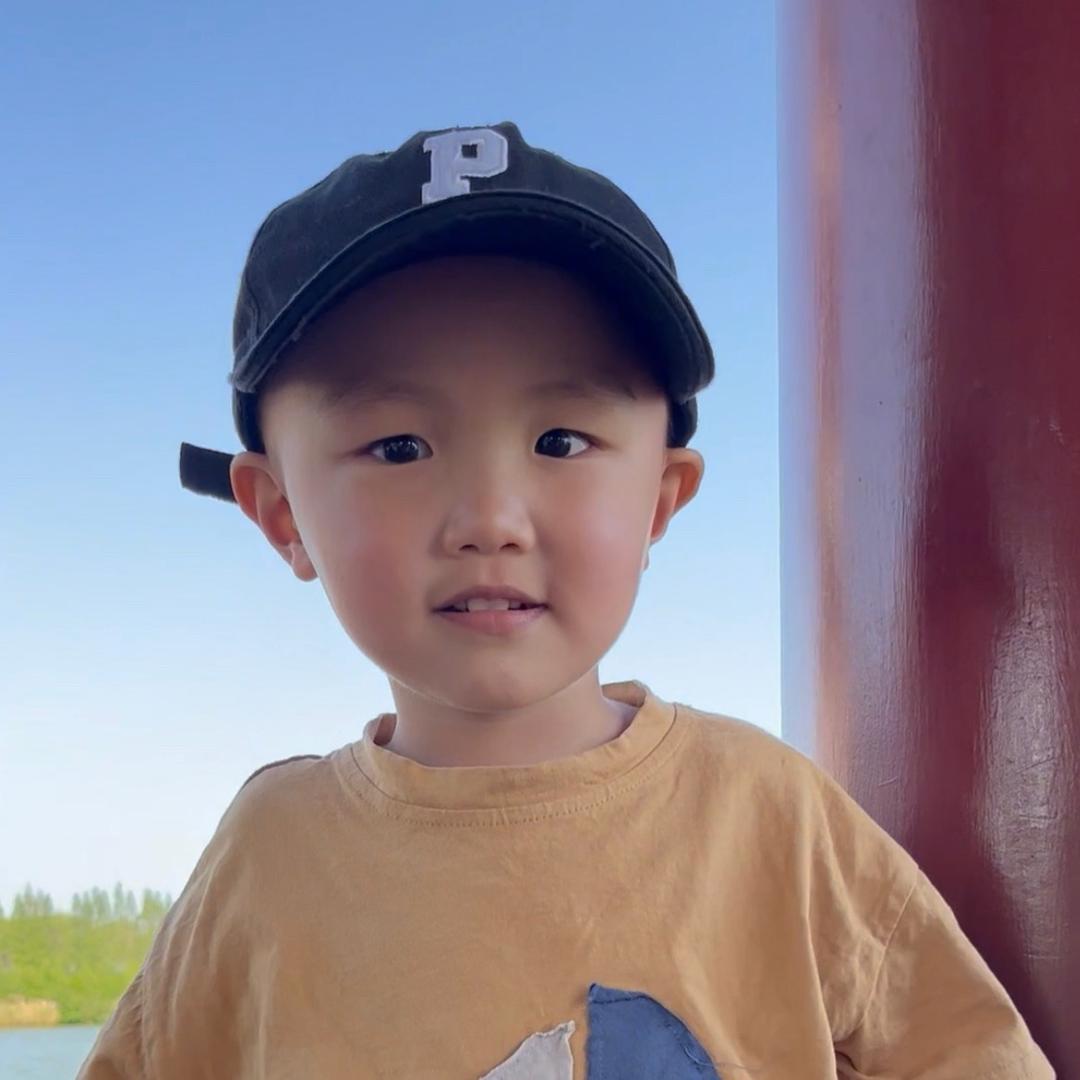 萌小周