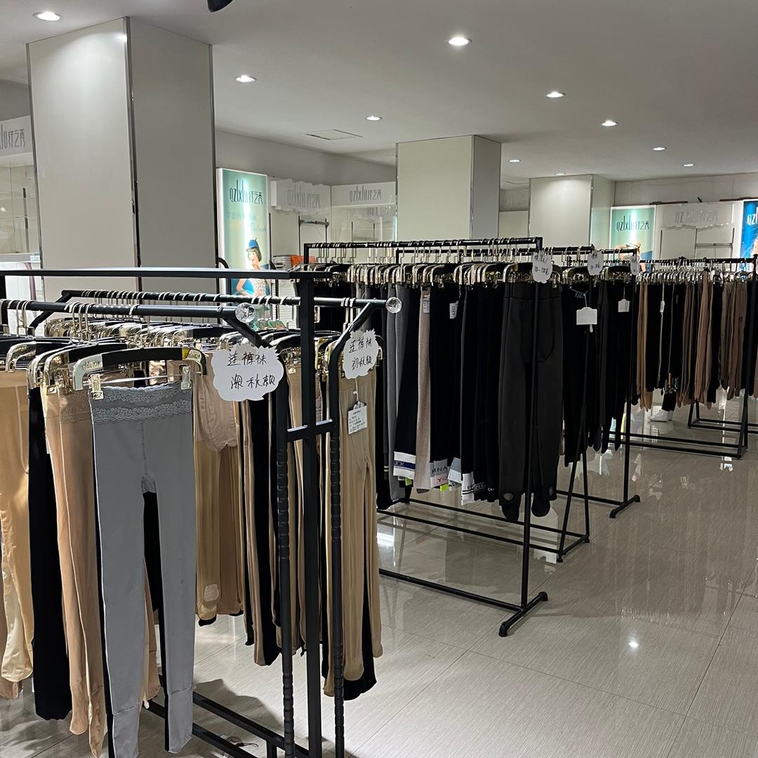 黛菲针织工厂店