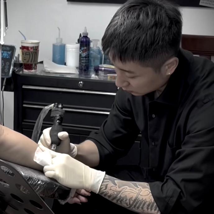 镇江洗纹身的刘老师