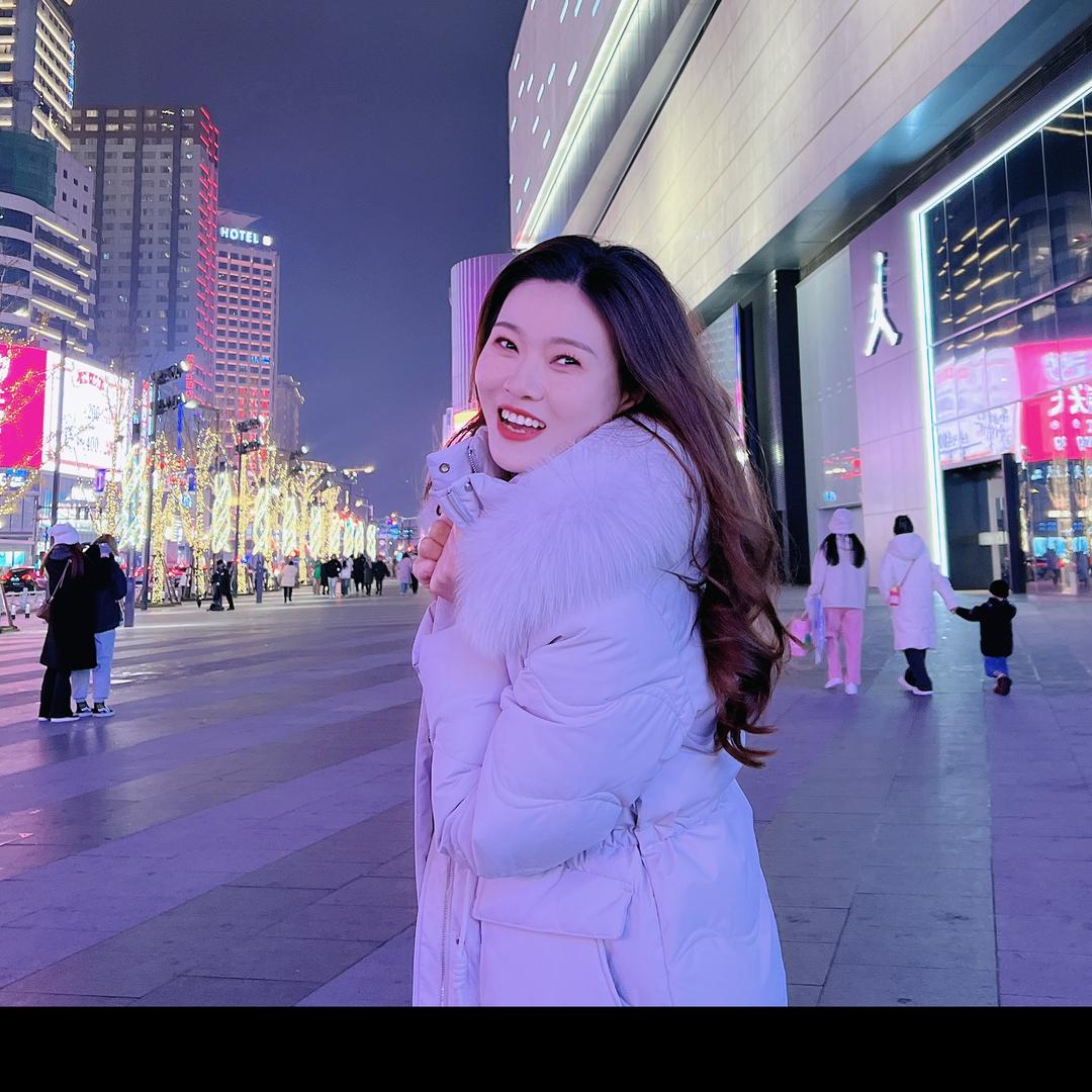 澳舒臣母婴学姐颖儿