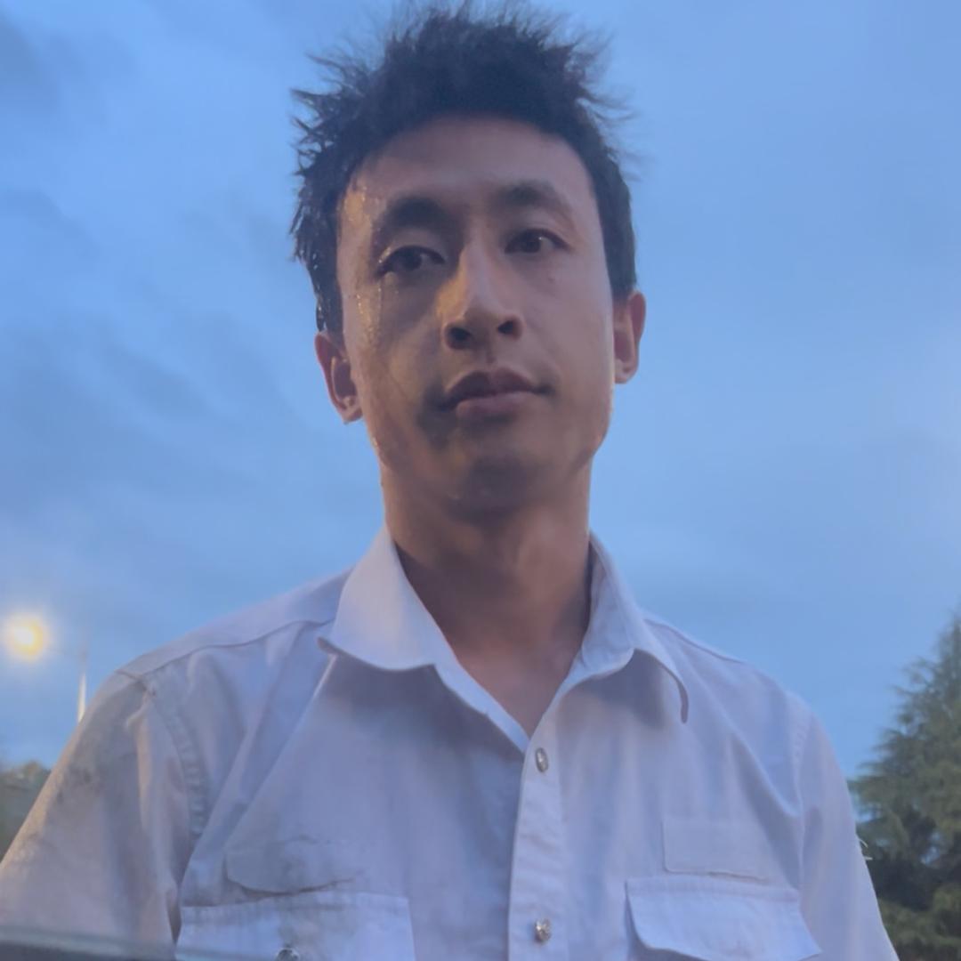 普定千合驾校小黑哥