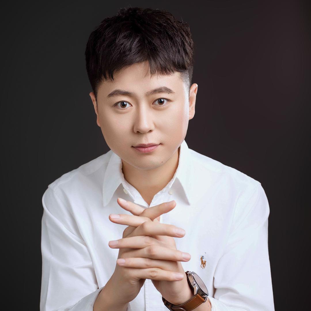 钱奕成