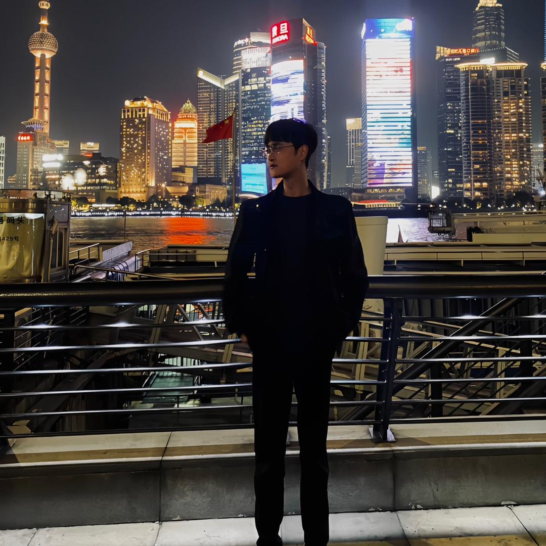 红房子造型贾沐凡