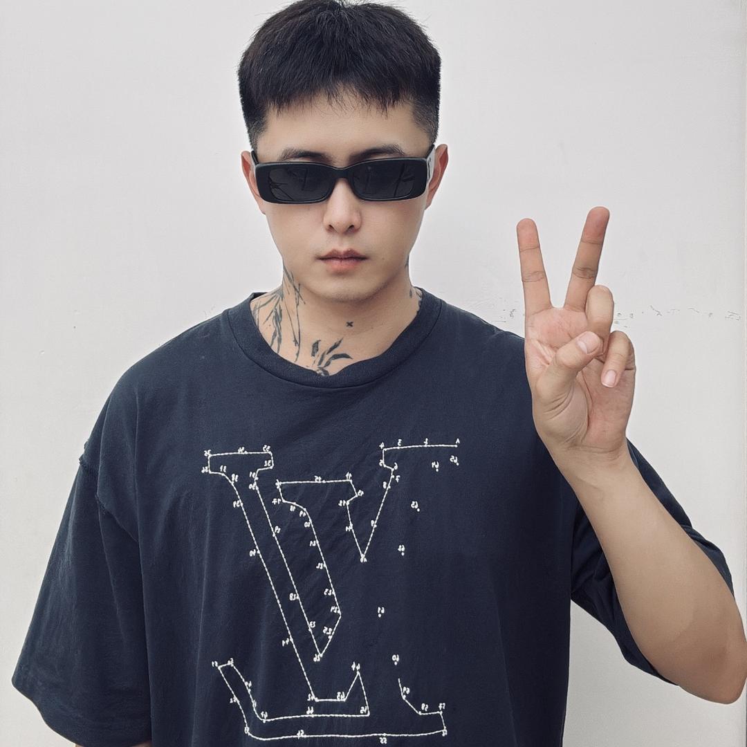 Madein X眼镜旗舰店