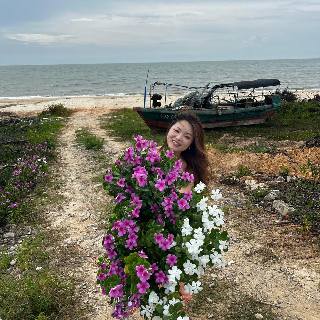 90 后摆摊老阿姨