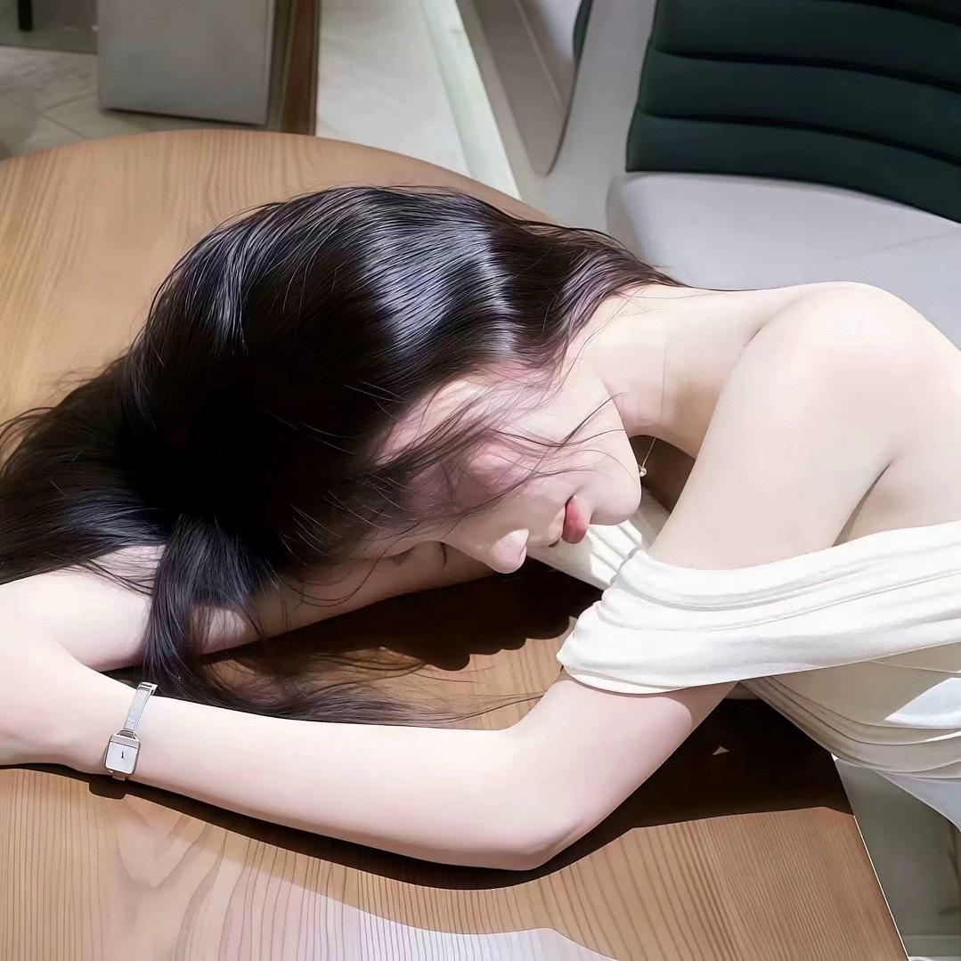 好困啊哈.