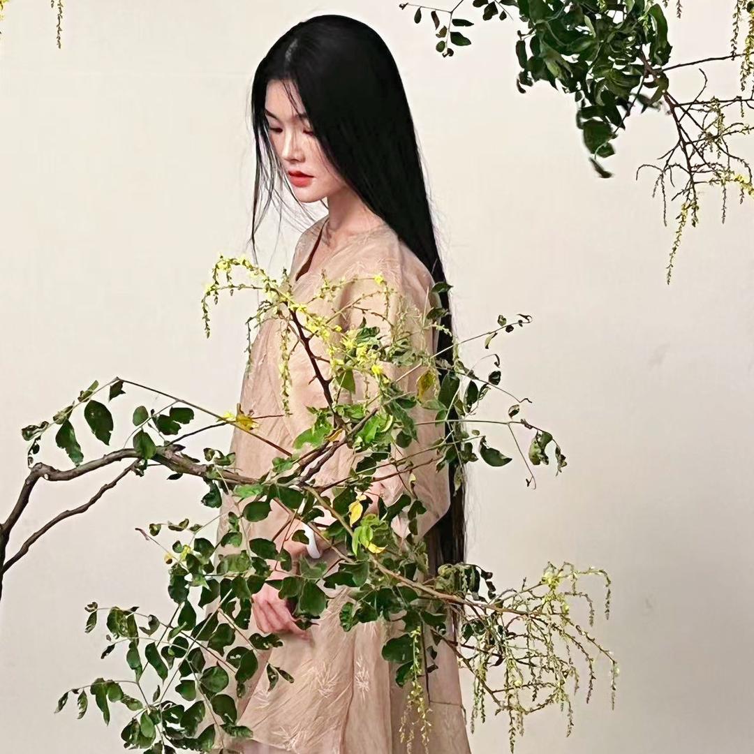 小小荷