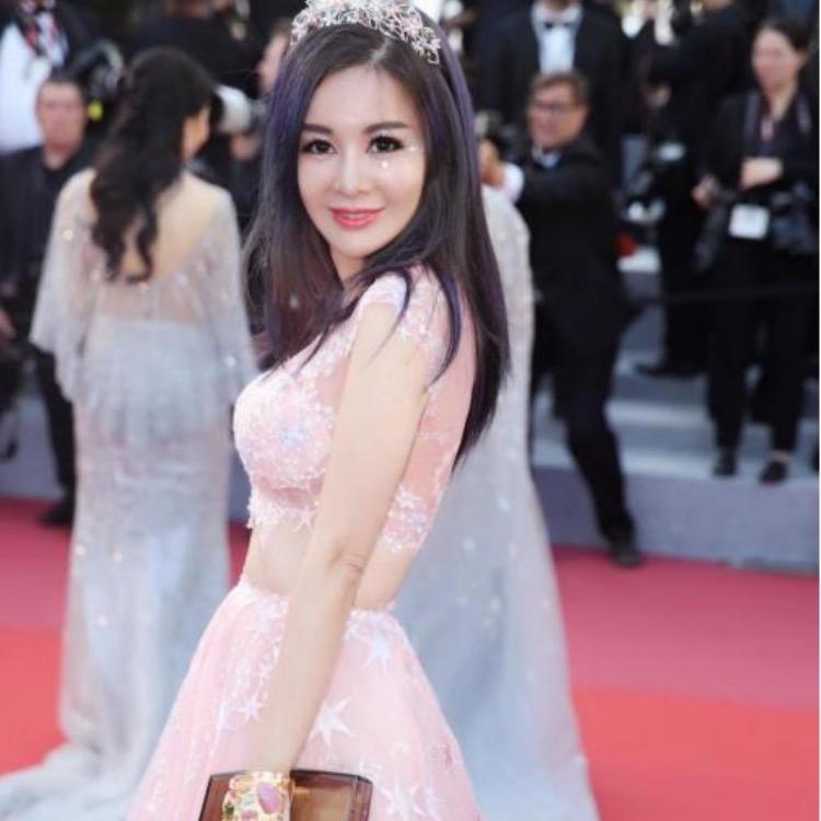 虞美人美学设计～易荷