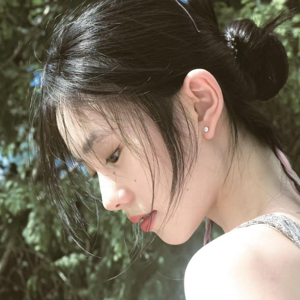 一条小锦鲤