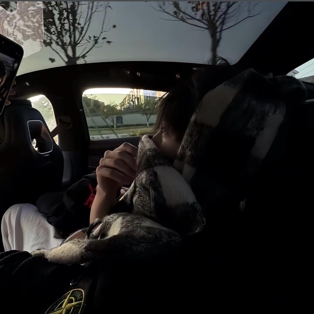 困住我的是回忆