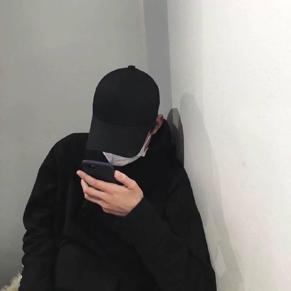 孟三·