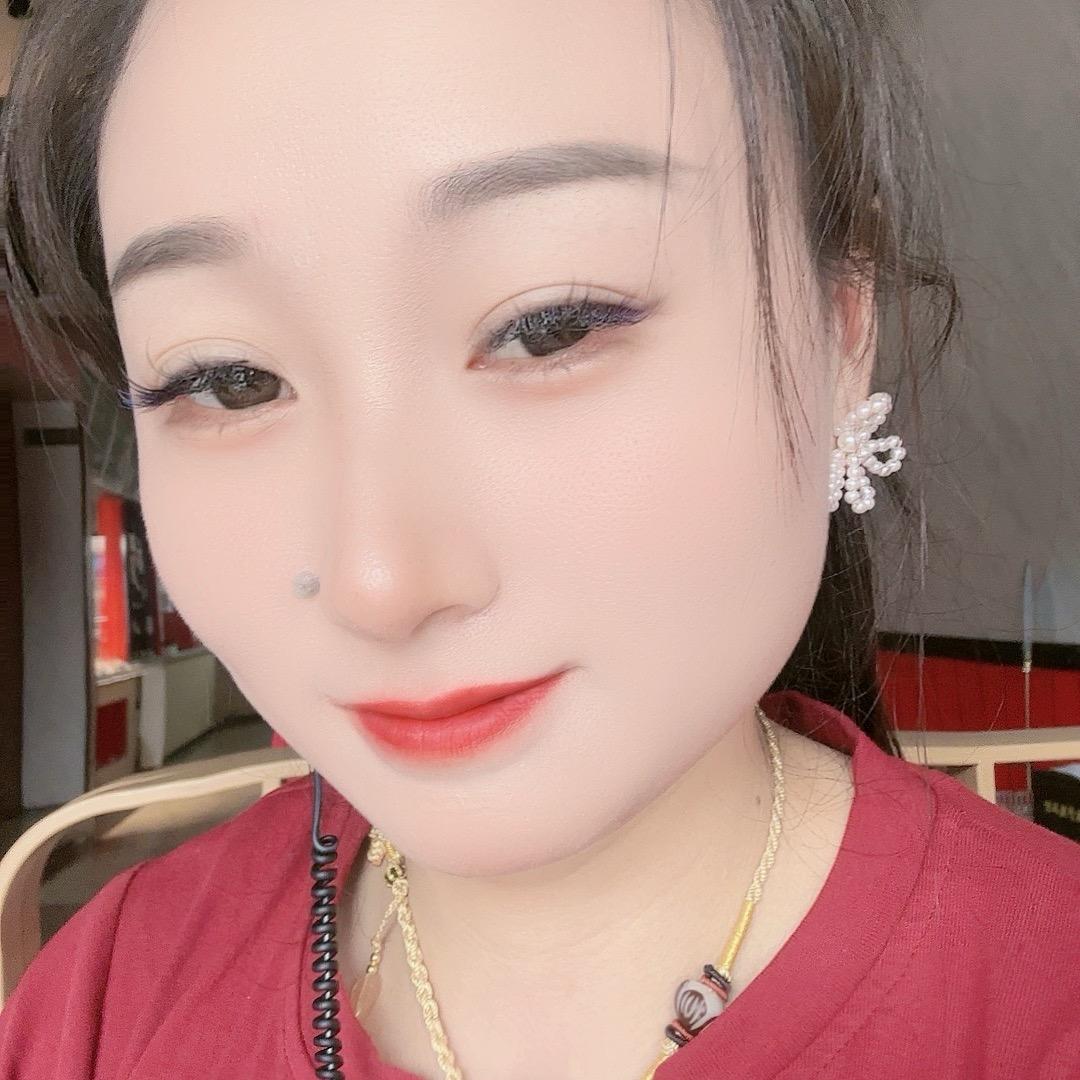 在丰县做餐厅的辣妹子