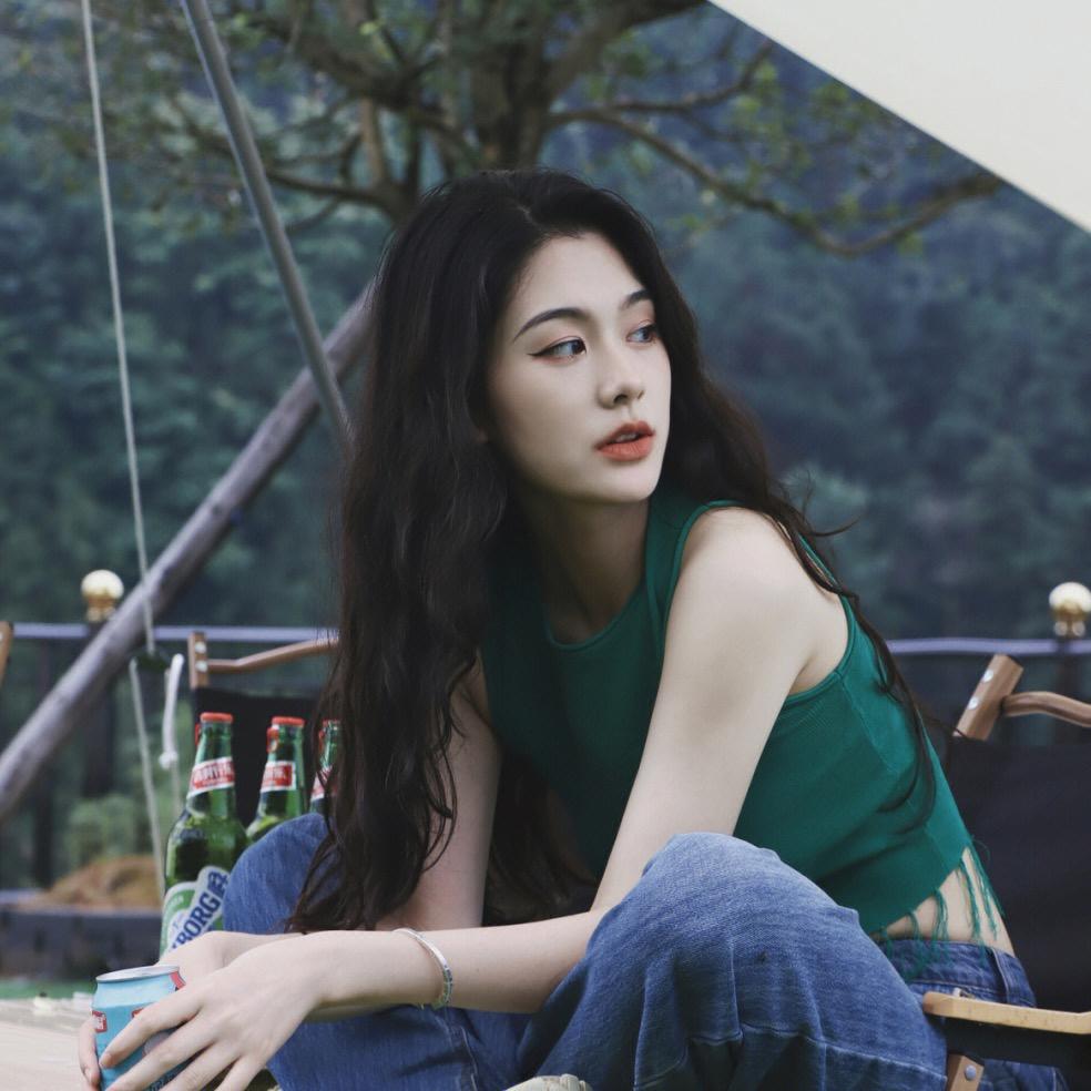 小小妮子