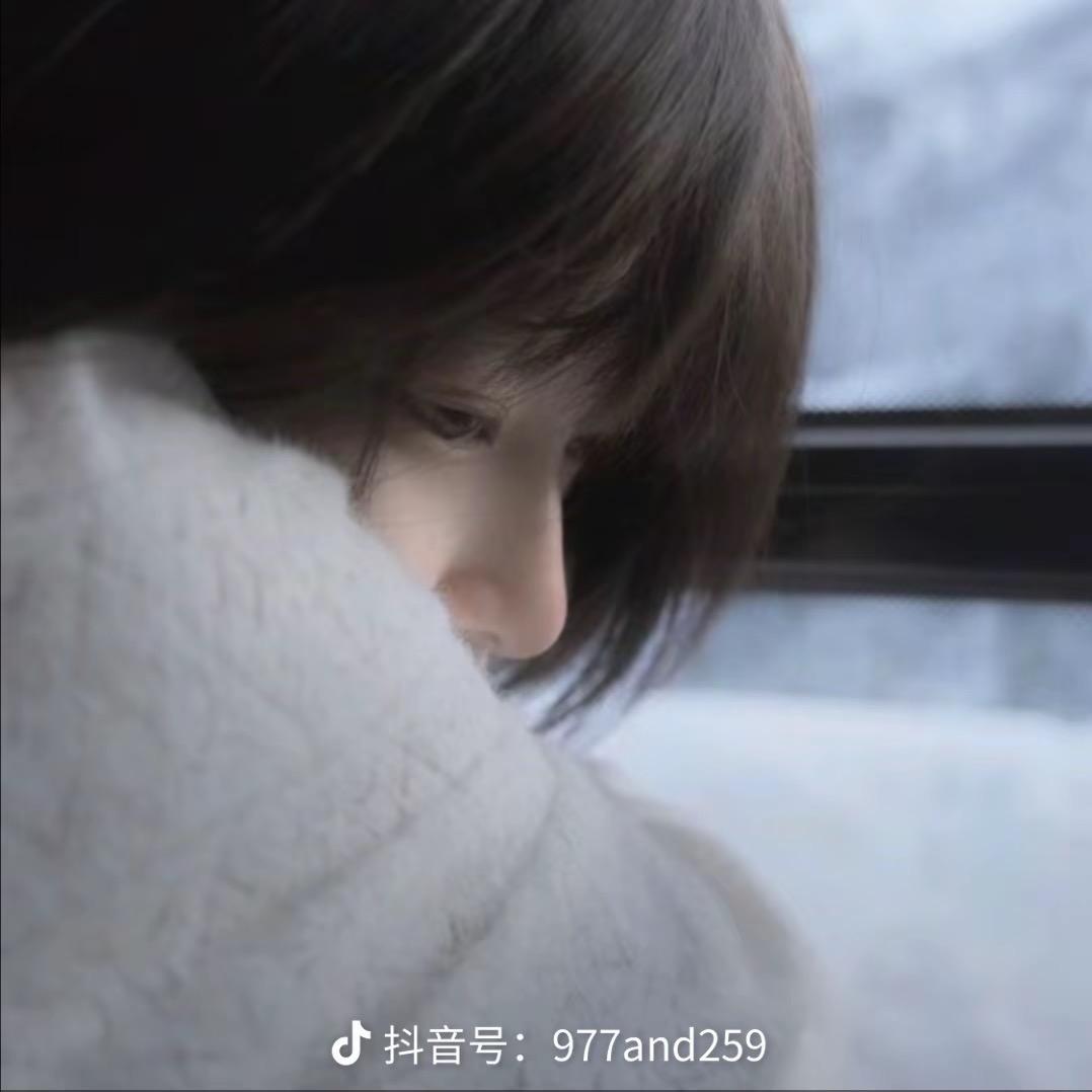 小青.