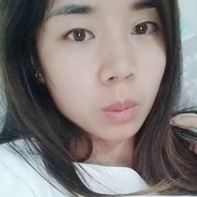 小青青龙凤胎妈妈
