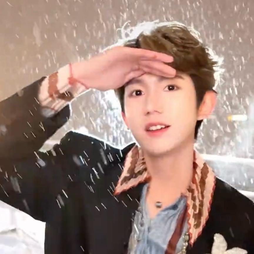 奕颗小汤圆（内场第一排见过王源版11）