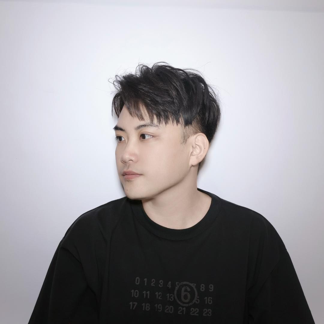 高铭泽