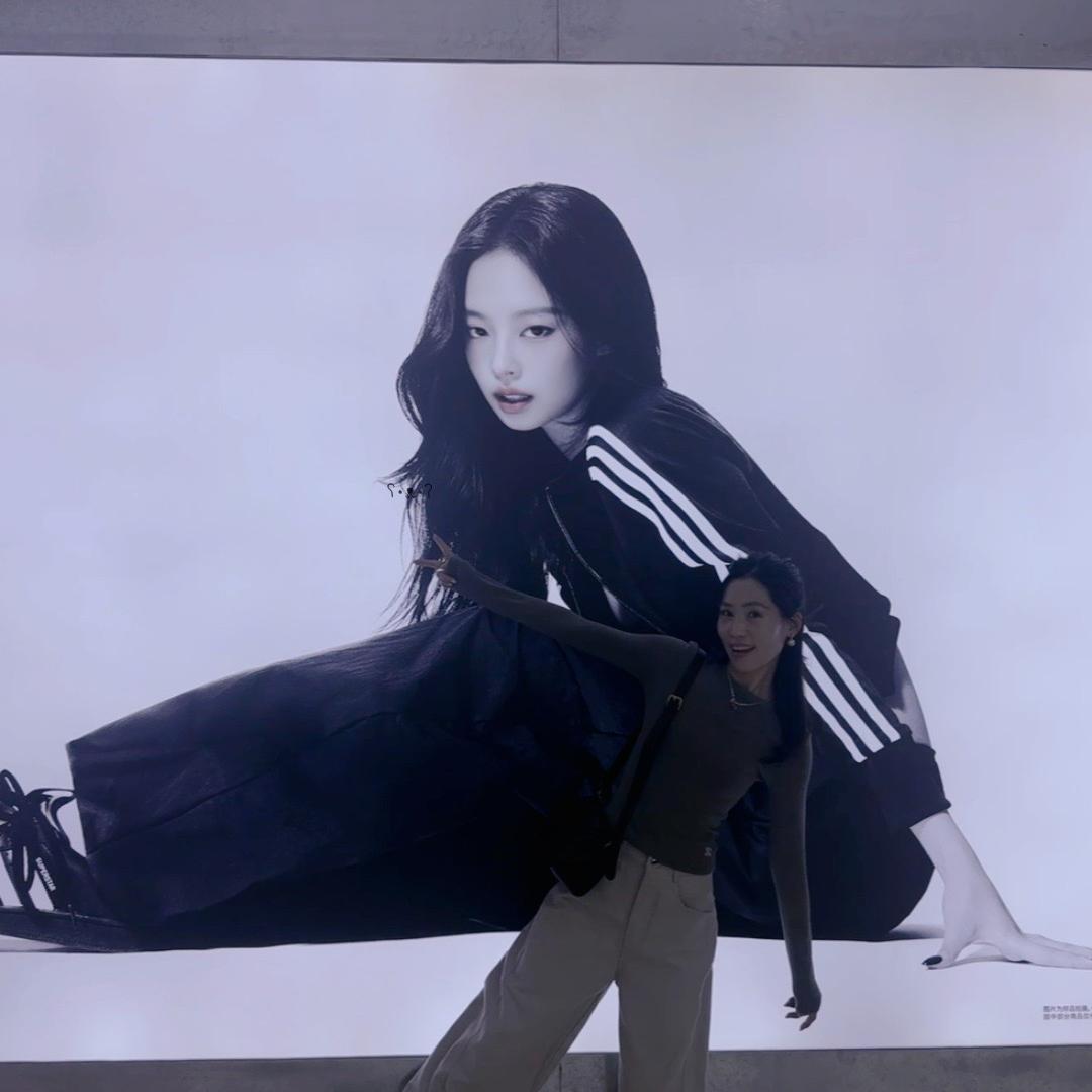 @郑集 巴黎小镇女装studio