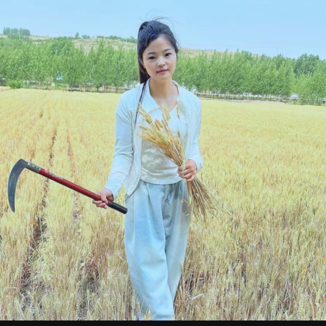 妮娜在农村