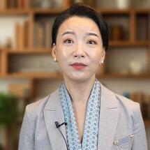 主持人 王怡
